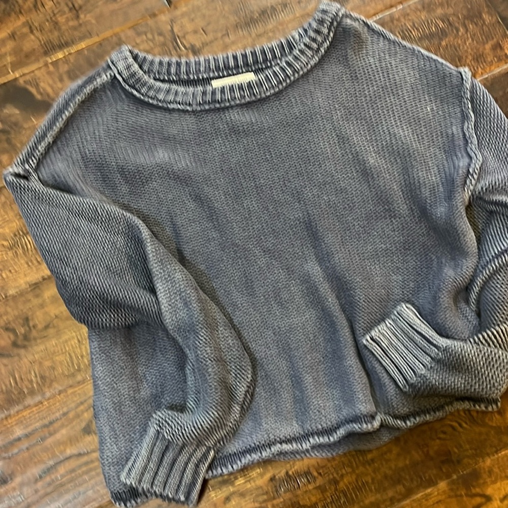 American eagle cropped sweater small